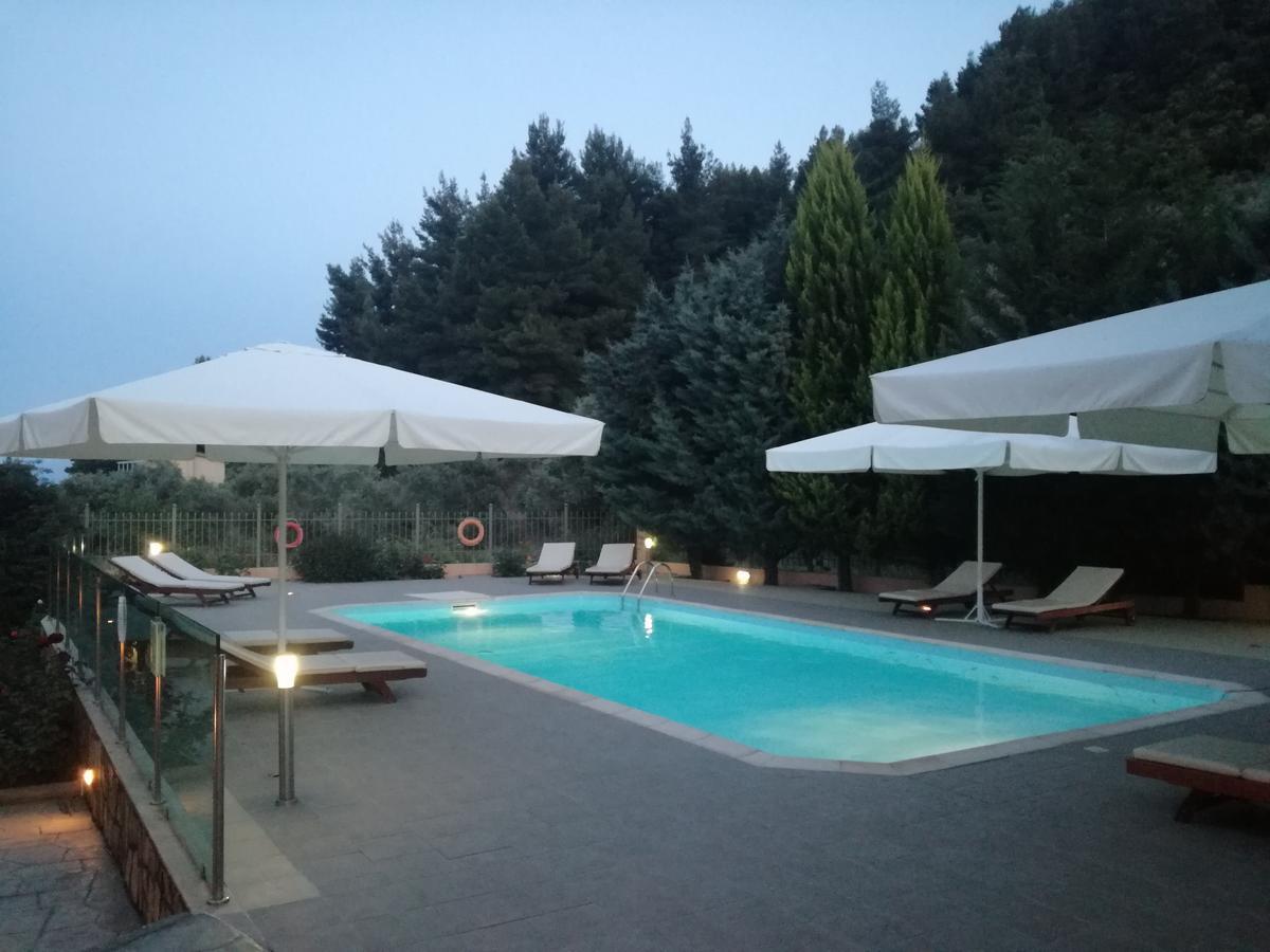 Achladi Beach Exteriér fotografie